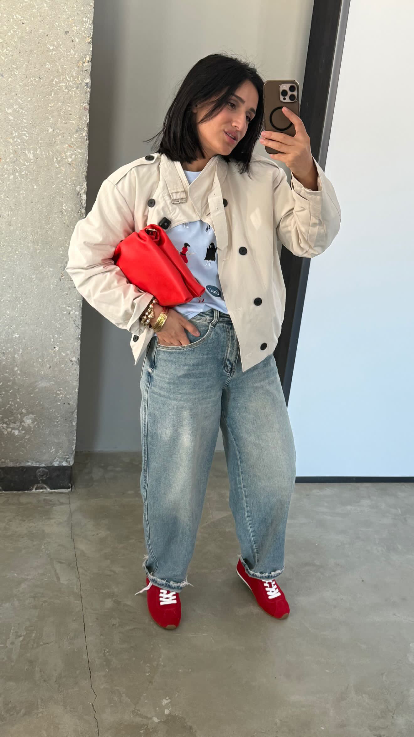 Сумка кожаная красная